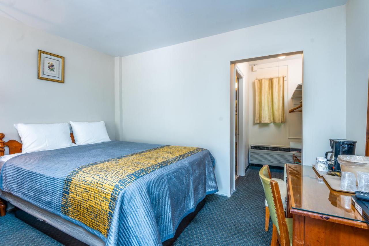 Parkway Inn Waynesville Buitenkant foto